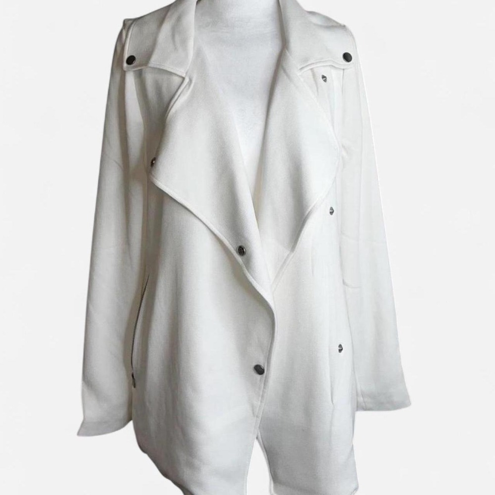 Joan Vass Studio White Jacket – Size Small Chic and versatile white jacket